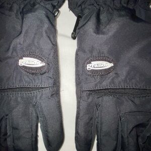 Grandoe  gloves size M